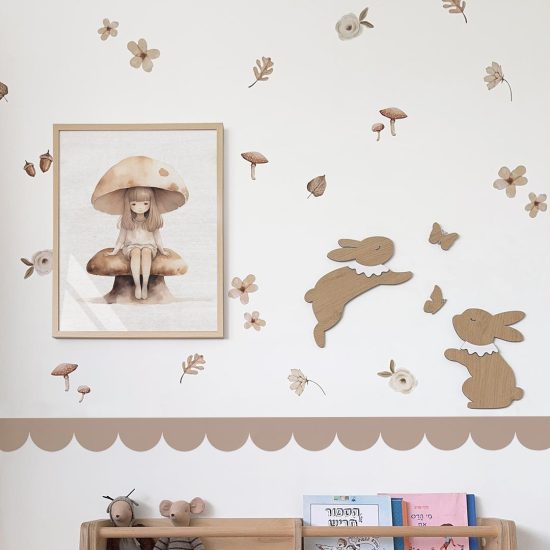 Cuadro para una habitación infantil: una niña sentada en una seta