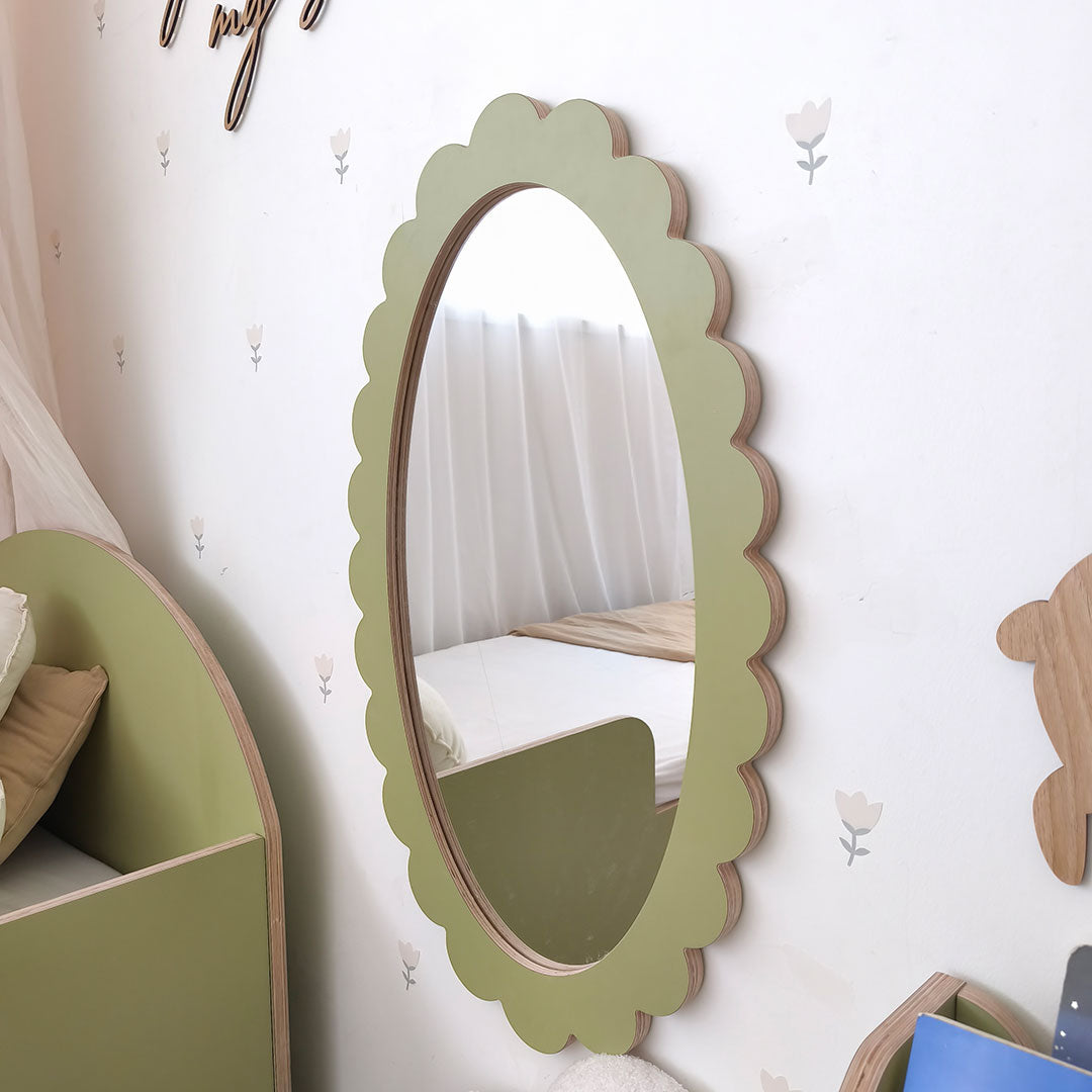 Children's room mirror – oval wave mirror