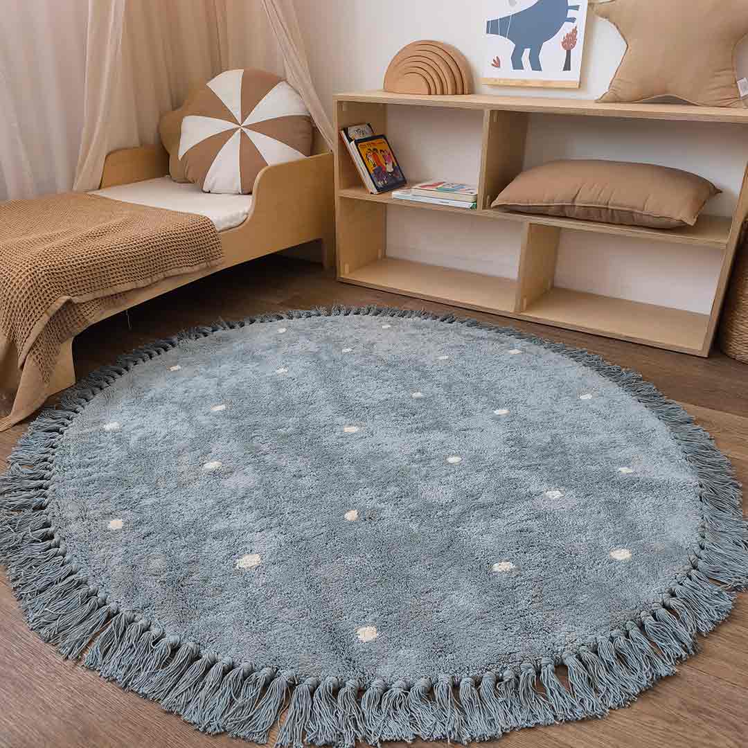 Round rug for children's room, blue with dots – LUCY BLUE