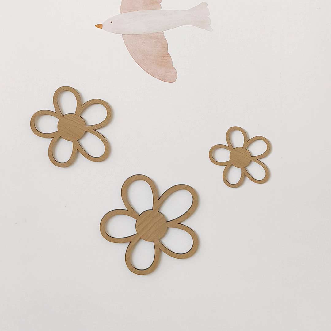 Set of 6 wooden daisy flowers