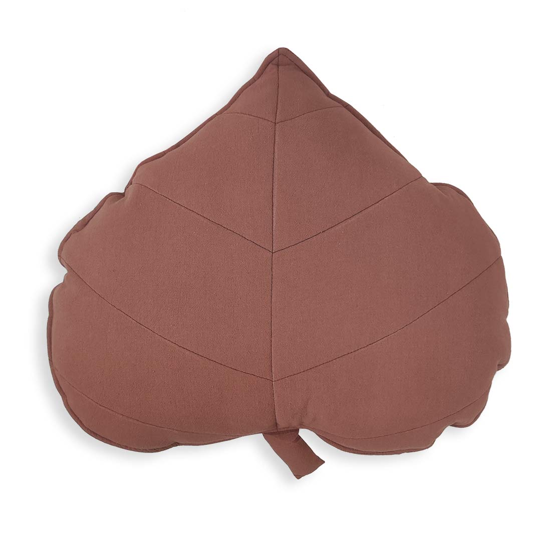 Decorative cushions for children – Leaf cushion