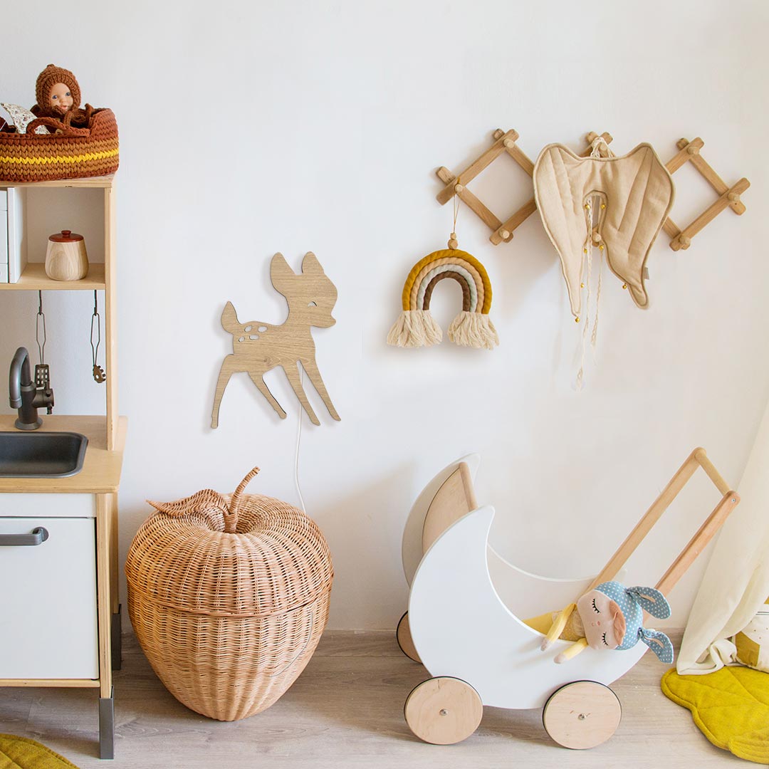 Lámpara de noche infantil de madera de Bambi