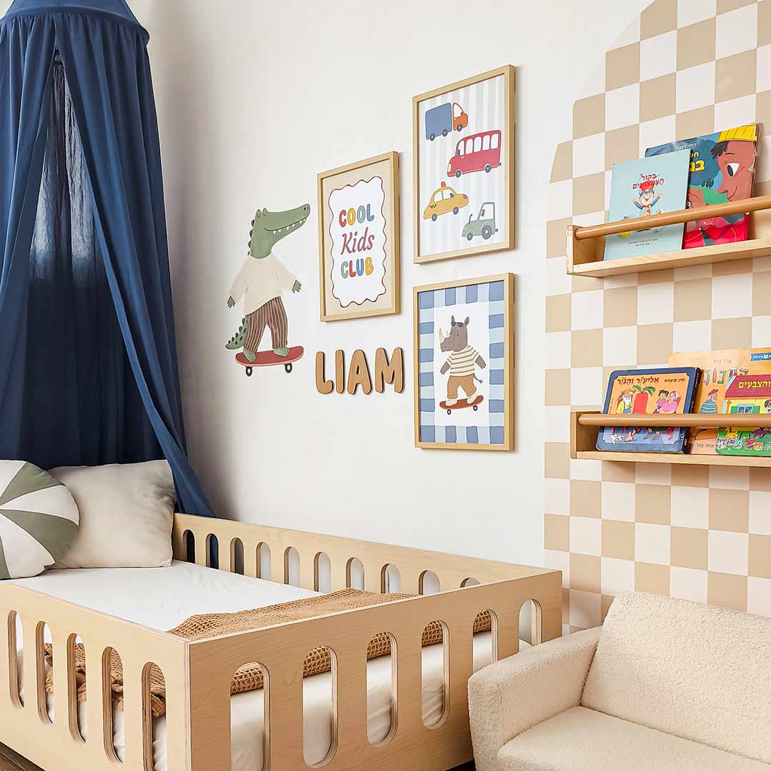 Skateboarding Crocodile Wall Sticker – Kids Room Décor by Ponponi