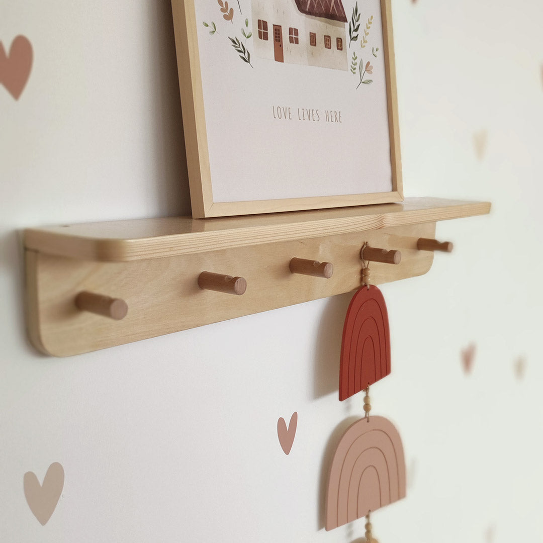 Hanging shelf for children's room