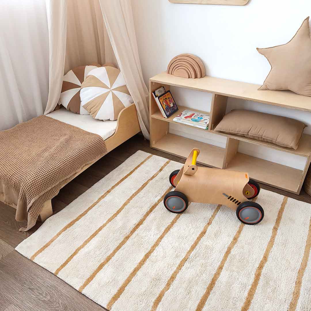 Rectangular cream rug with beige stripes – OLIVER BROWN