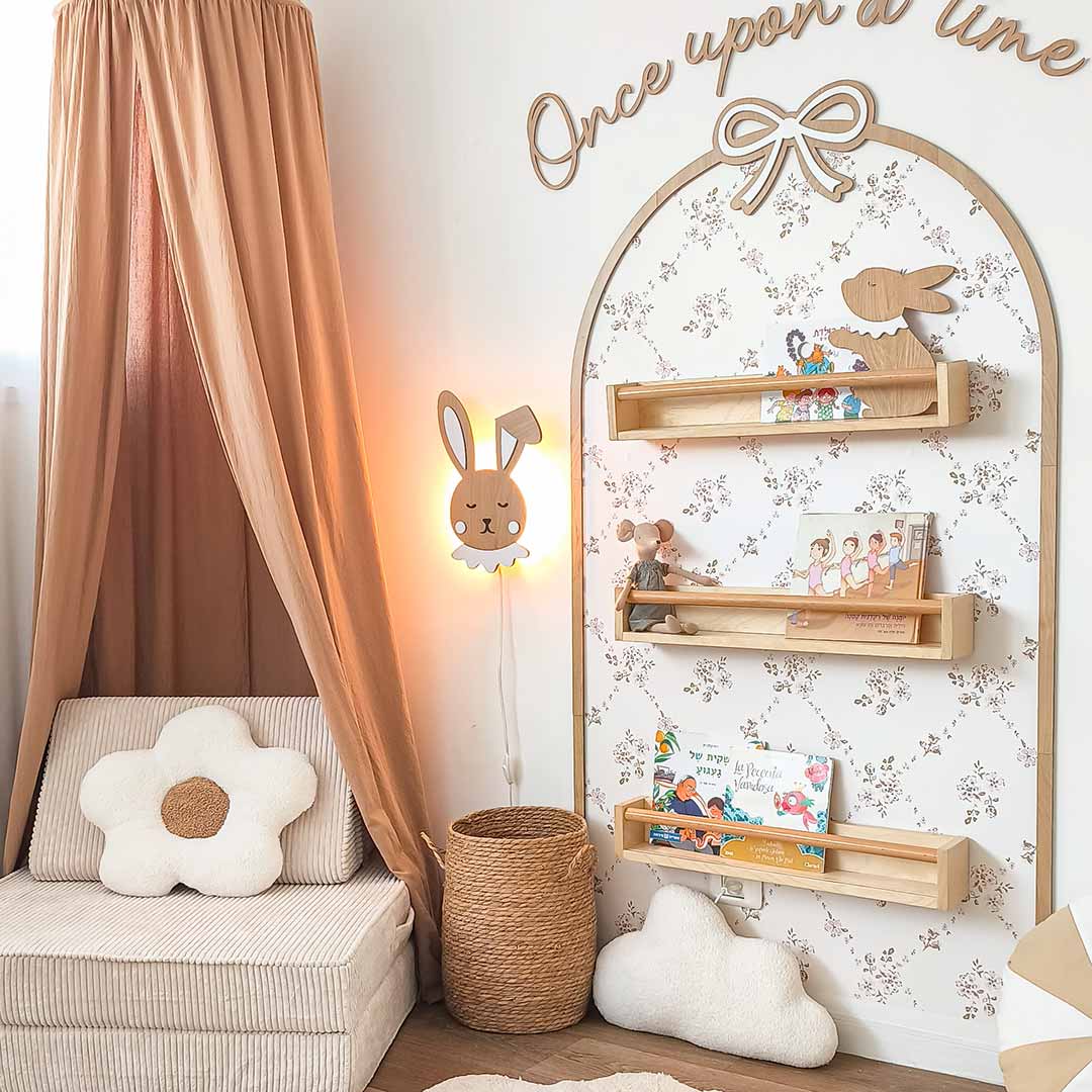 Wooden Arch Cornice with Bow