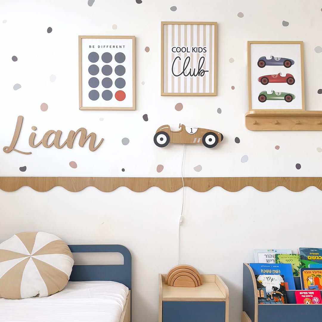 Medium wave wooden wall cornice