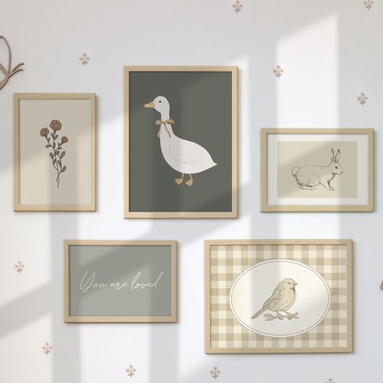 Vintage gallery wall picture set for kids room – premium high quality prints by Ponponi