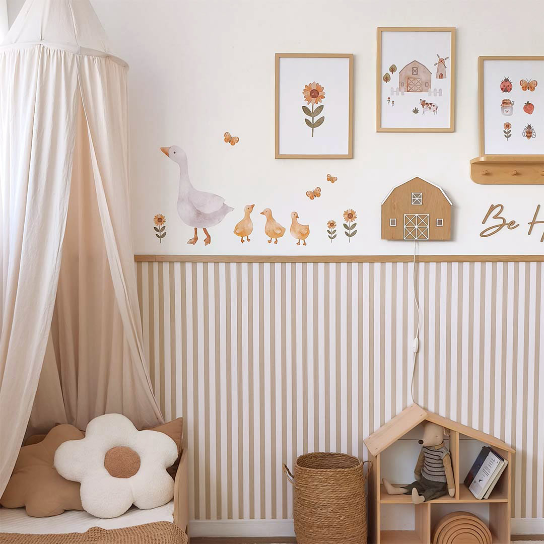 Wall sticker of a family of geese with flowers