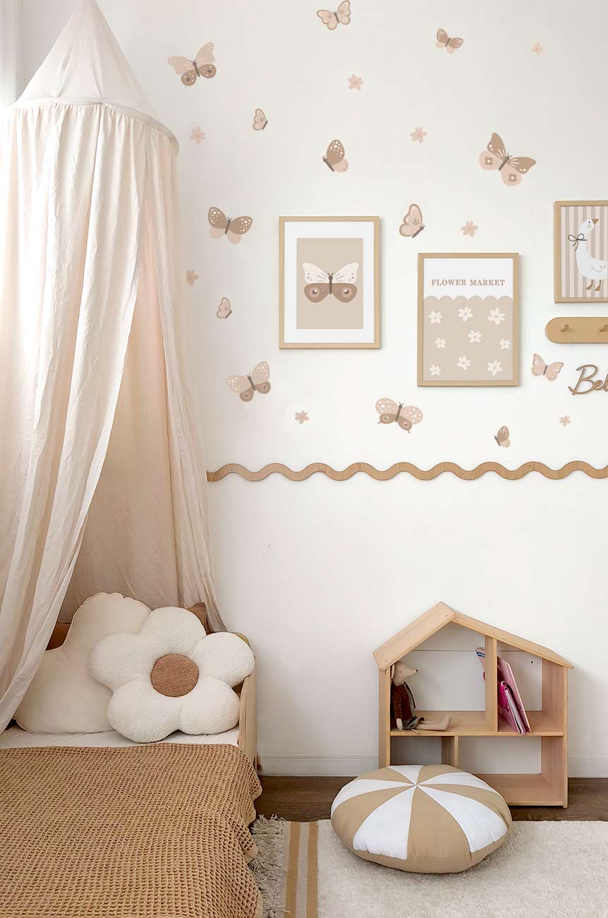 Wall sticker butterflies and flowers