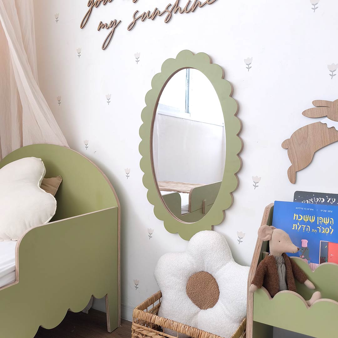 Children's room mirror – oval wave mirror