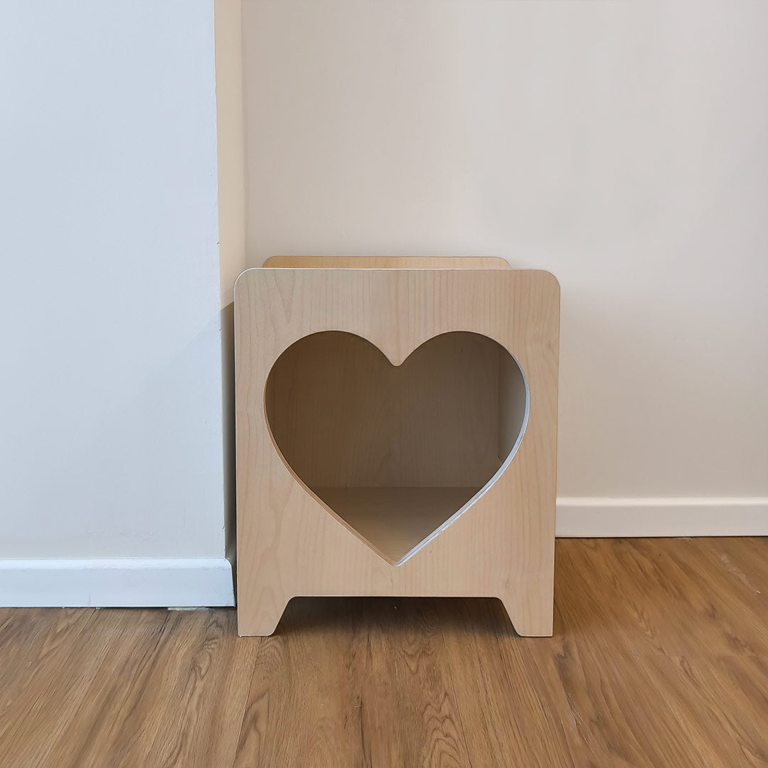 Children's nightstand – heart