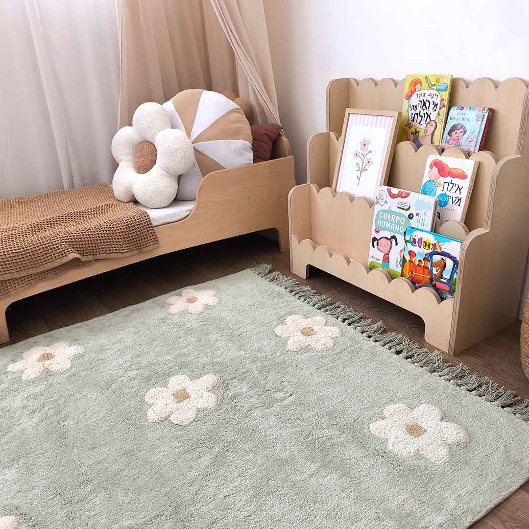 Light green daisy flower rug – Children's rug – BLOOM