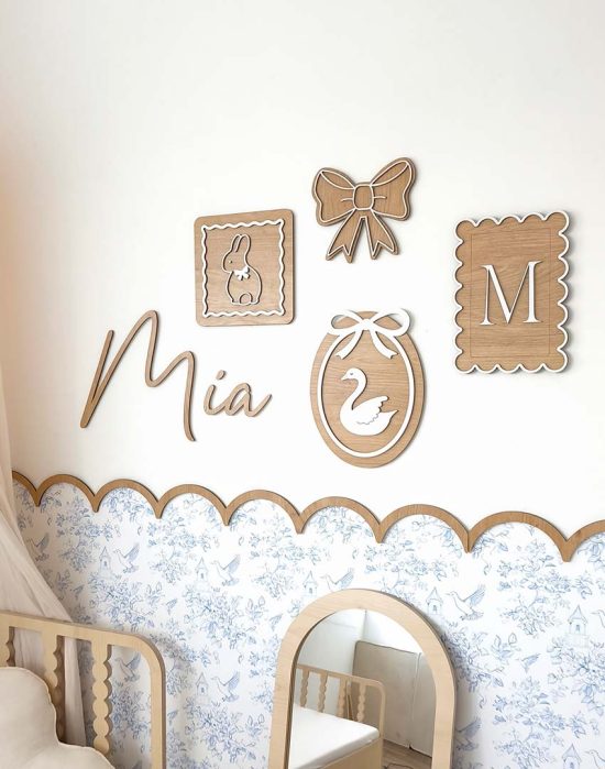 Wooden photo set with the child's initial