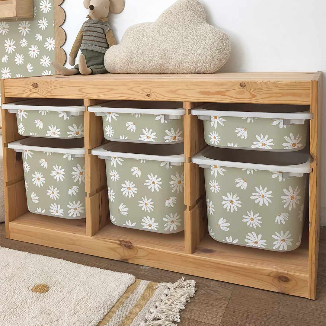 Green storage box stickers with daisies